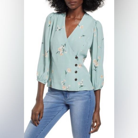 Astr Long Sleeve Blouse Women's Sage Multi Floral Side Button Blouse - Picture 4 of 16